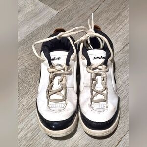 Jordan Big Fund Shoes Size 2.5Y Lots Of Life Left, New Laces & Styling Like New